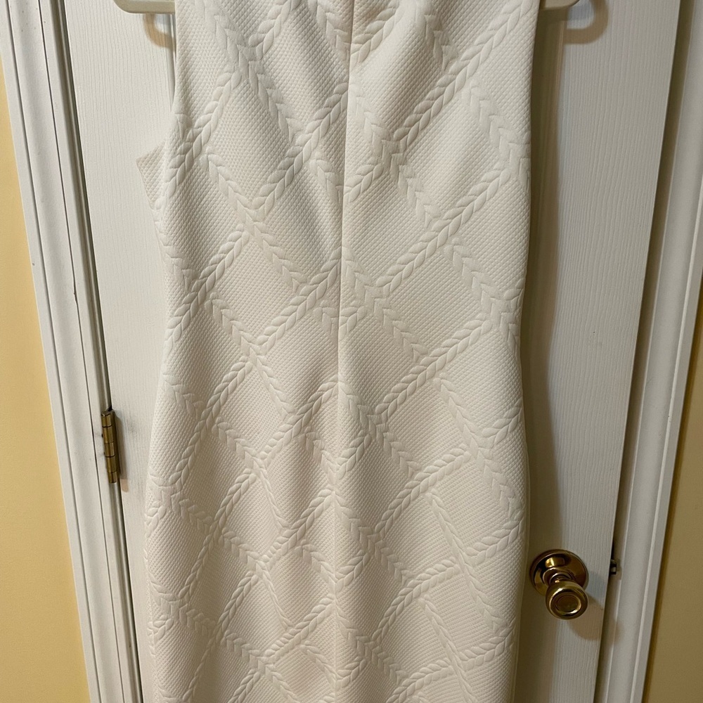 Tommy Hilfiger White Textured Sheath Dress Size 12 🤍✨ Gold Logo Zip - Picture 3 of 5